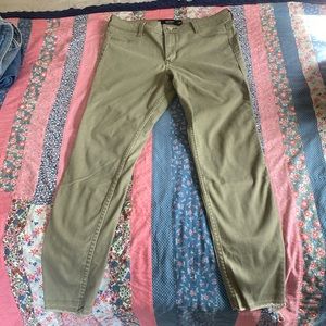 Hollister, high-rise Jean legging